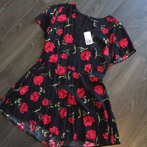 Forever 21 Red Rose black romper